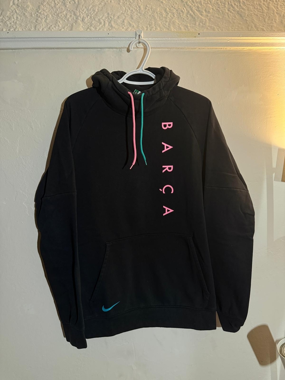 Nike FC Barcelona Barça Black Pullover Hoodie Pink Teal Men’s Small